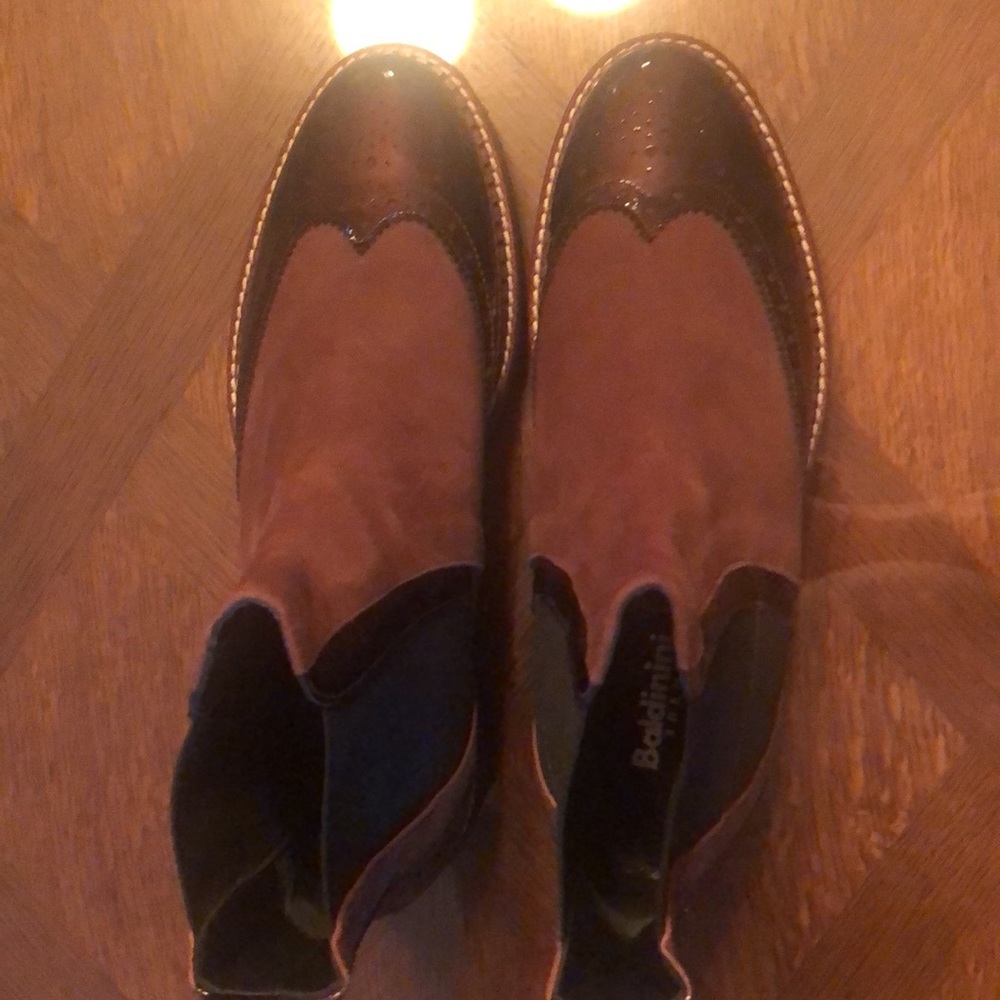Italian Brand Baldinini -Size 39 (40) Brown Chelsea Boots - Picture 5 of 10